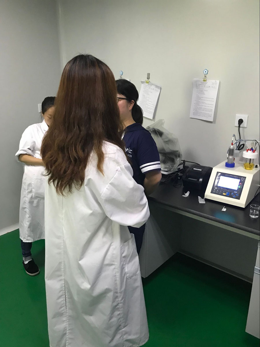 四川某藥企選購我司S-300型全自動容量法卡爾費休水分測定儀 四川某藥企選購我司S-300型全自動容量法卡爾費休水分測定儀