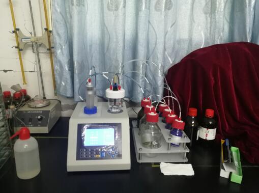 重慶農藥化工(集團)有限公司使用我公司S-300卡爾費休水分測定儀檢測產品中的水分 重慶農藥化工(集團)有限公司使用我公司S-300卡爾費休水分測定儀檢測產品中的水分