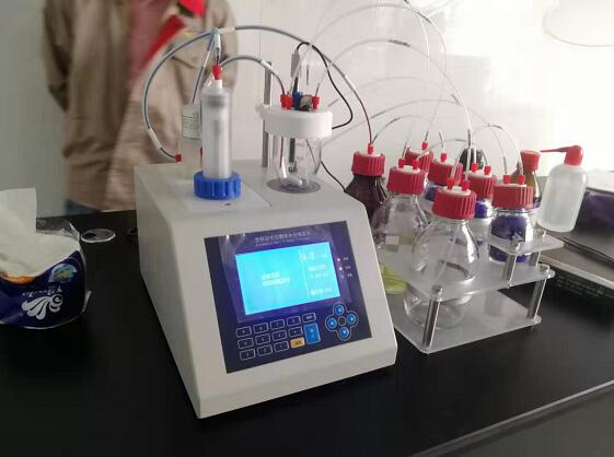 禾業工程師走進江漢油田、江西金海新能源交流水分檢測