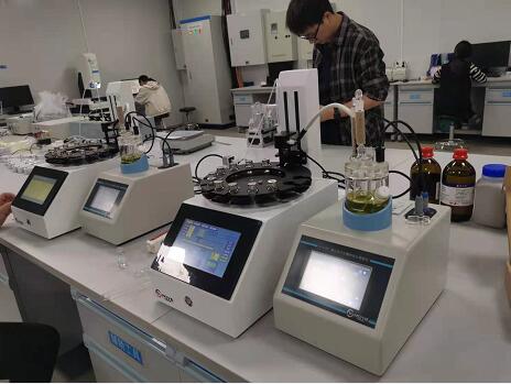 動力電池行業知名客戶兩次購買我公司4套V310S-KHF多工位卡氏加熱爐水分測定儀 動力電池行業知名客戶兩次購買我公司4套V310S-KHF多工位卡氏加熱爐水分測定儀